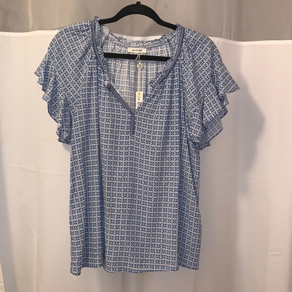 Max Studio short flutter sleeve v neck blouse